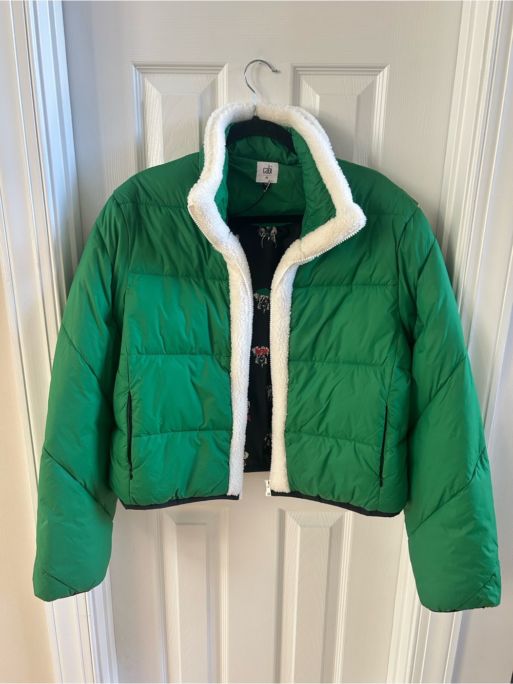 cabi Big Sky Puffer Jacket in Green NWOT - Picture 2 of 4